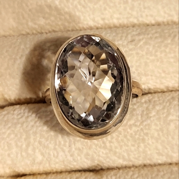 From Arizona Jewelry - Elegant Ice Crystal Gemstone .925 Sterling Silver Ring Sz. 8 3/4